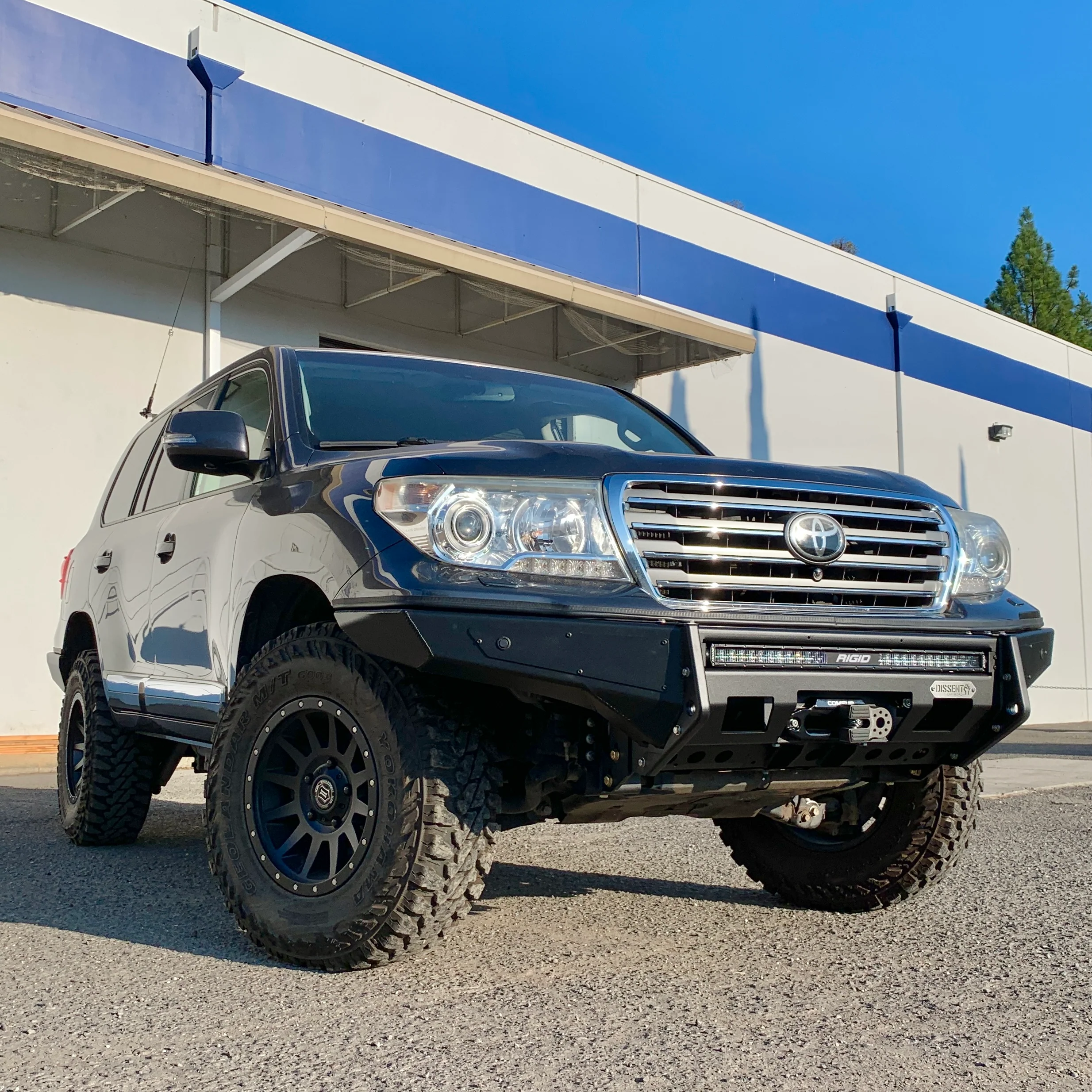 LC200 Low Profile Modular Front Bumper - Image 12