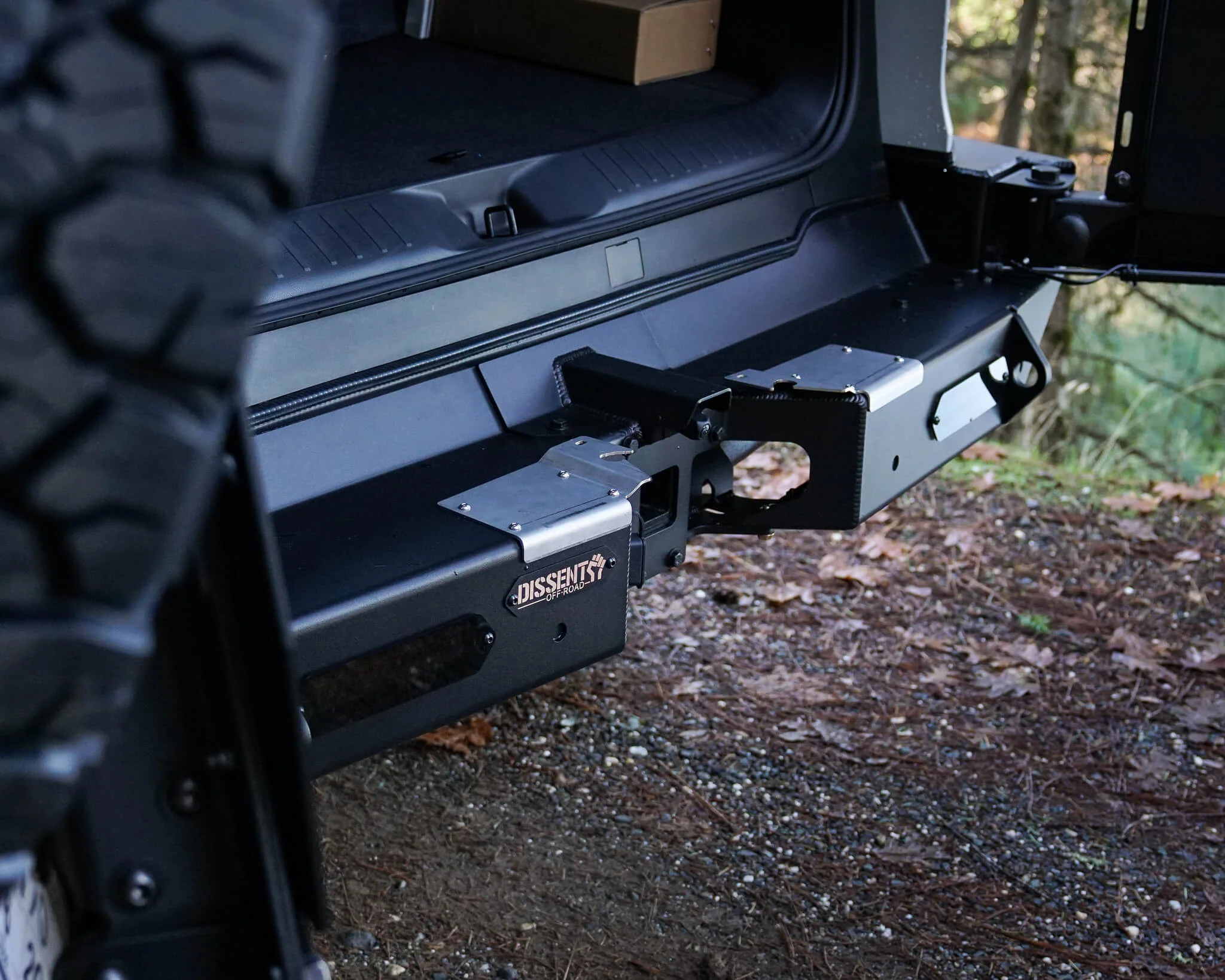 LX600 & LX700h Dual Swing-Out Rear Bumper - Image 3