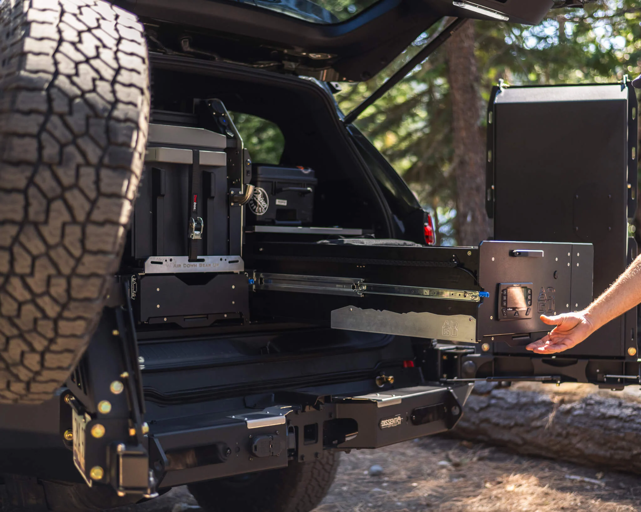 LX600 & LX700h Dual Swing-Out Rear Bumper - Image 8