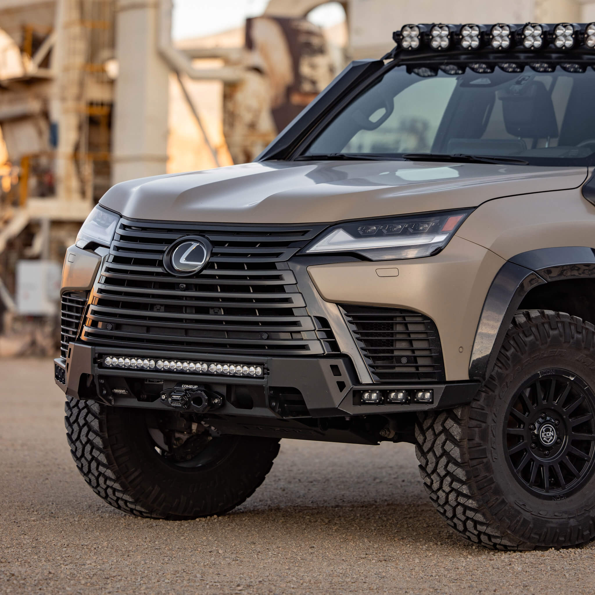 LX600 & LX700h Low-profile Front Winch Bumper - Image 3