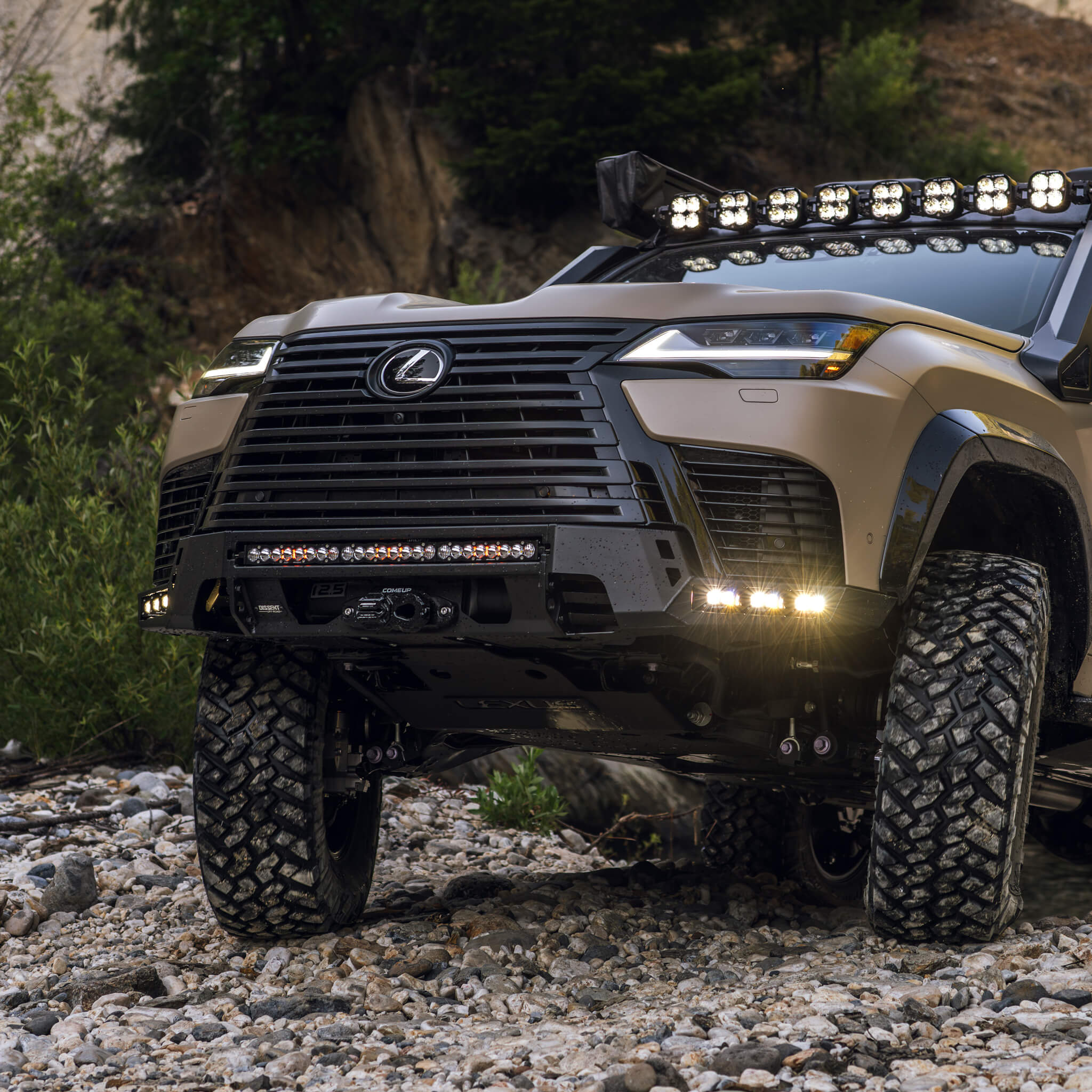 LX600 & LX700h Low-profile Front Winch Bumper - Image 5