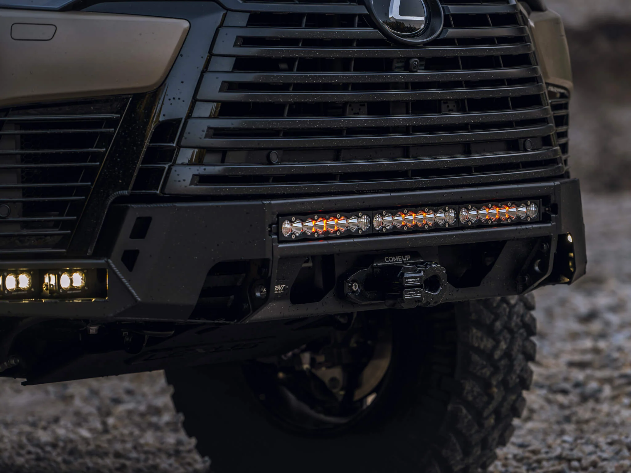 LX600 & LX700h Low-profile Front Winch Bumper - Image 6