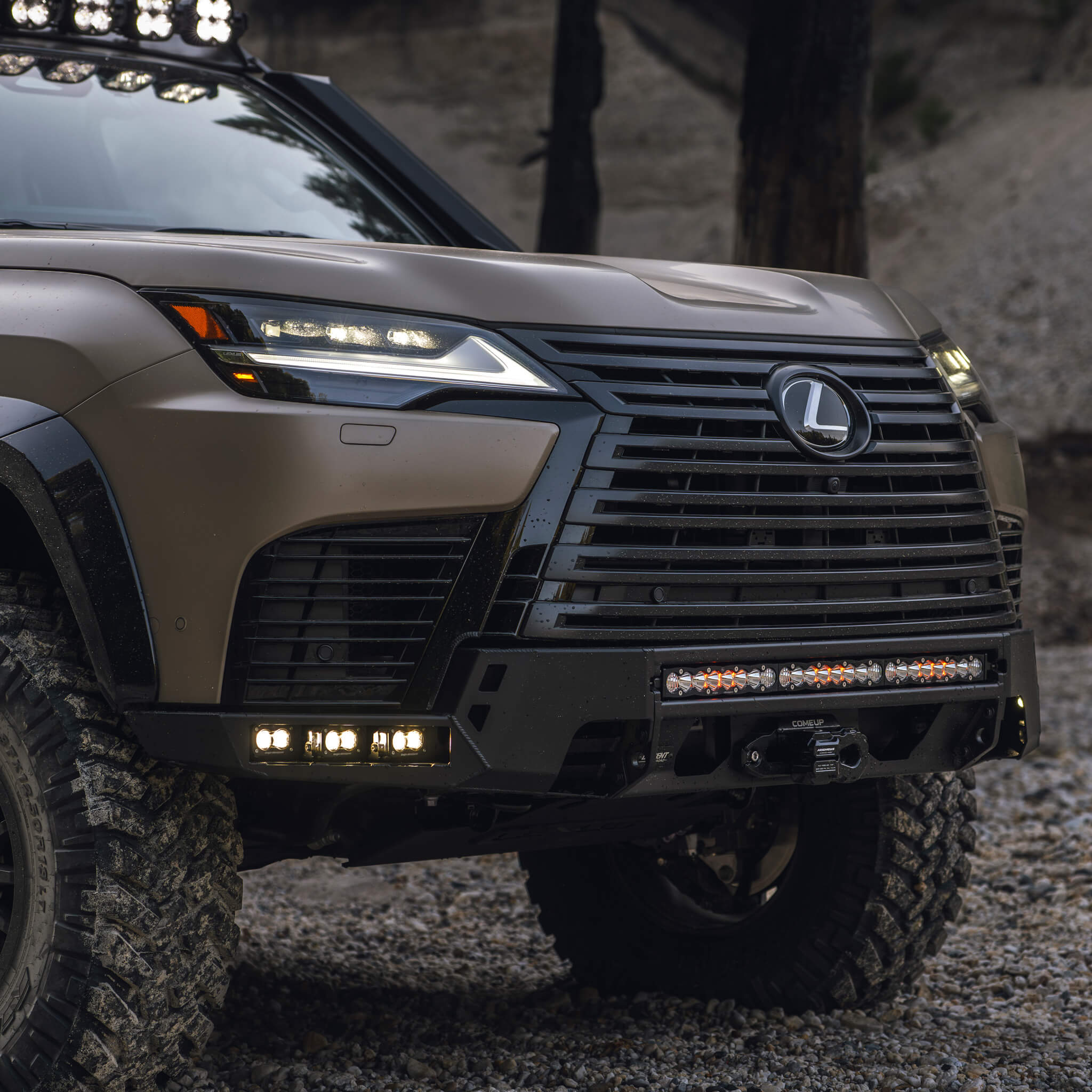 LX600 & LX700h Low-profile Front Winch Bumper - Image 7