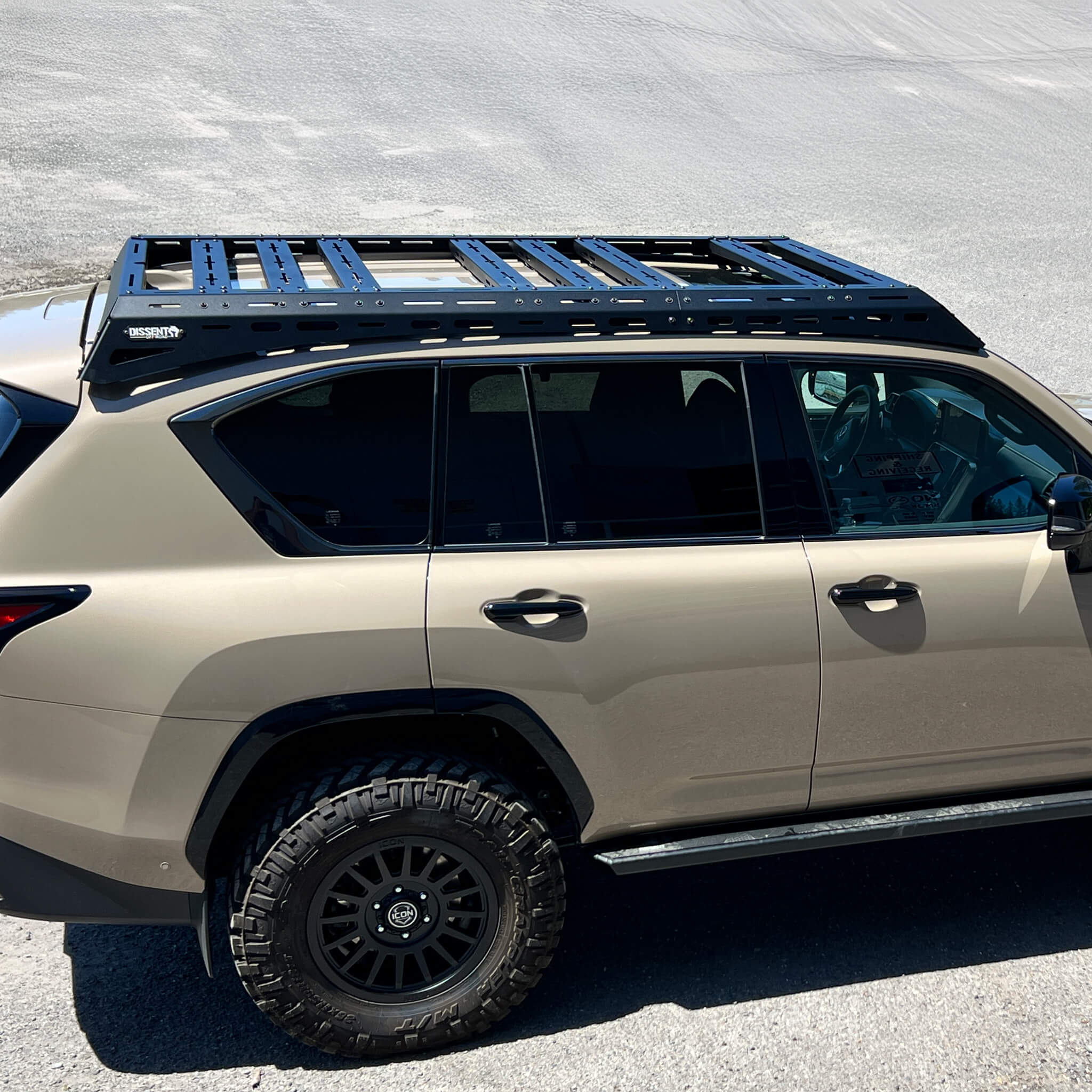 LX600 & LX700h Easy-Install Modular Roof Rack - Image 9