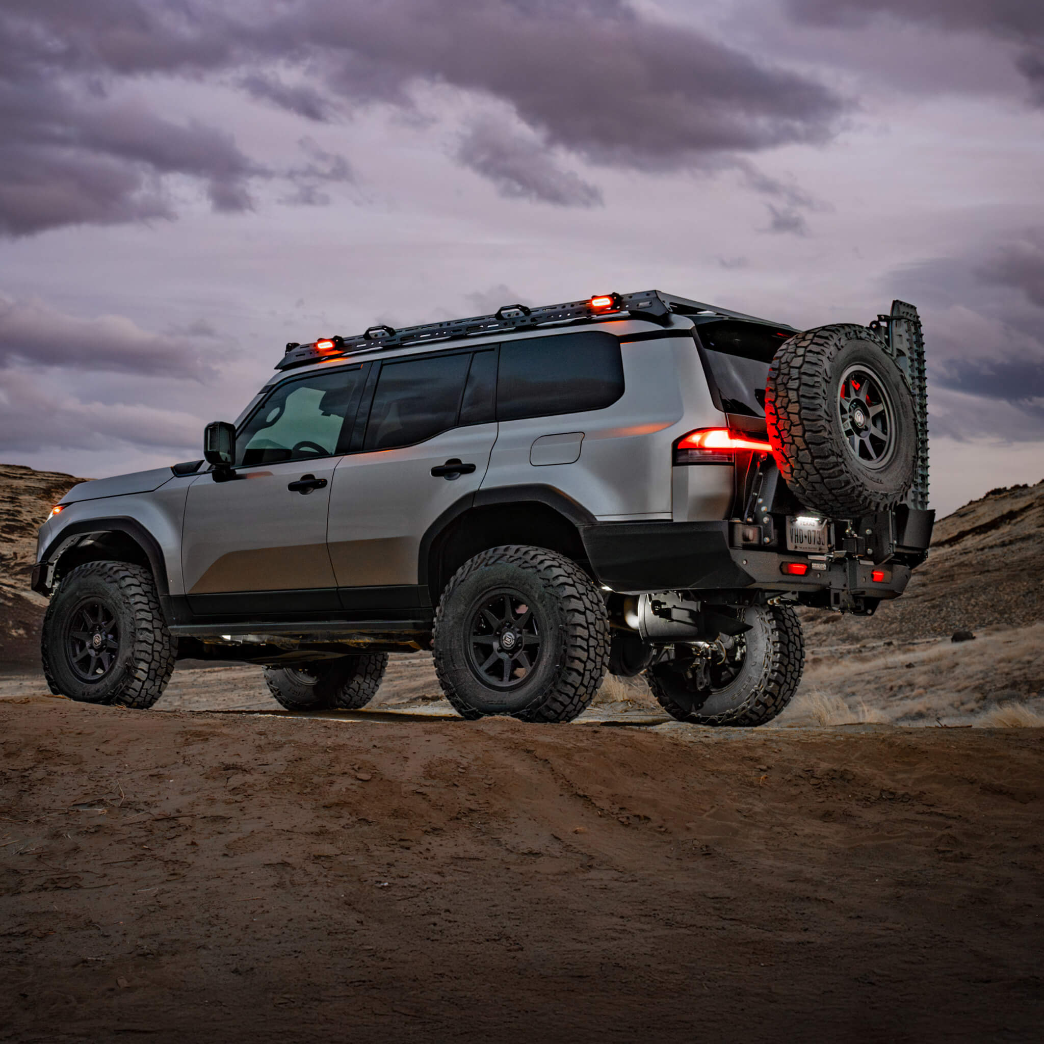 Roof Rack Scene Lighting Kit - RIGID Industries - Image 9