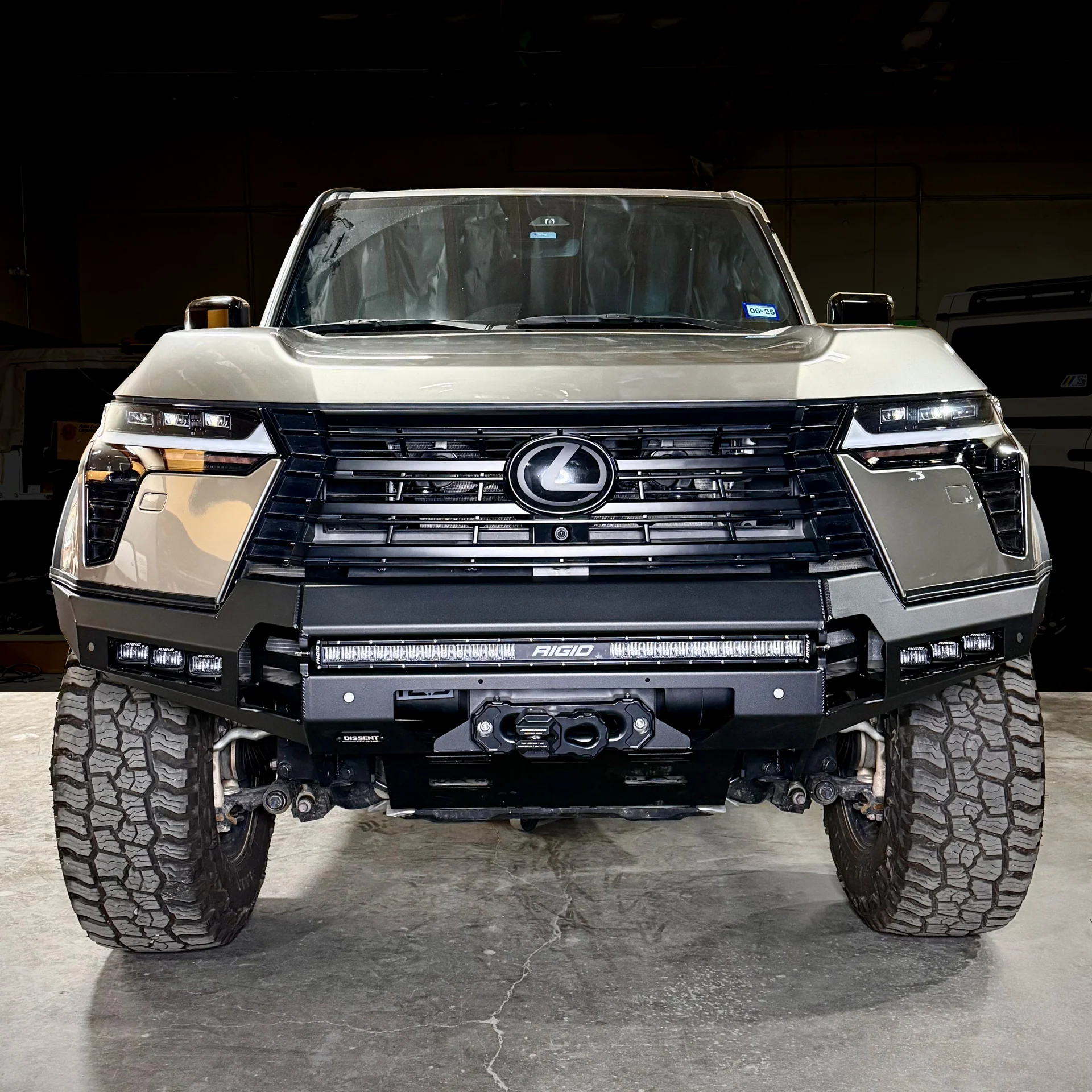 Triple Fog Light Package - RIGID SR-M SERIES SAE (3 pairs) - Image 4